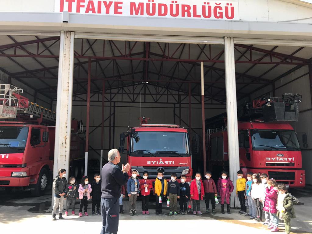 Kreş Öğrencilerinden İtfaiyeye Ziyaret